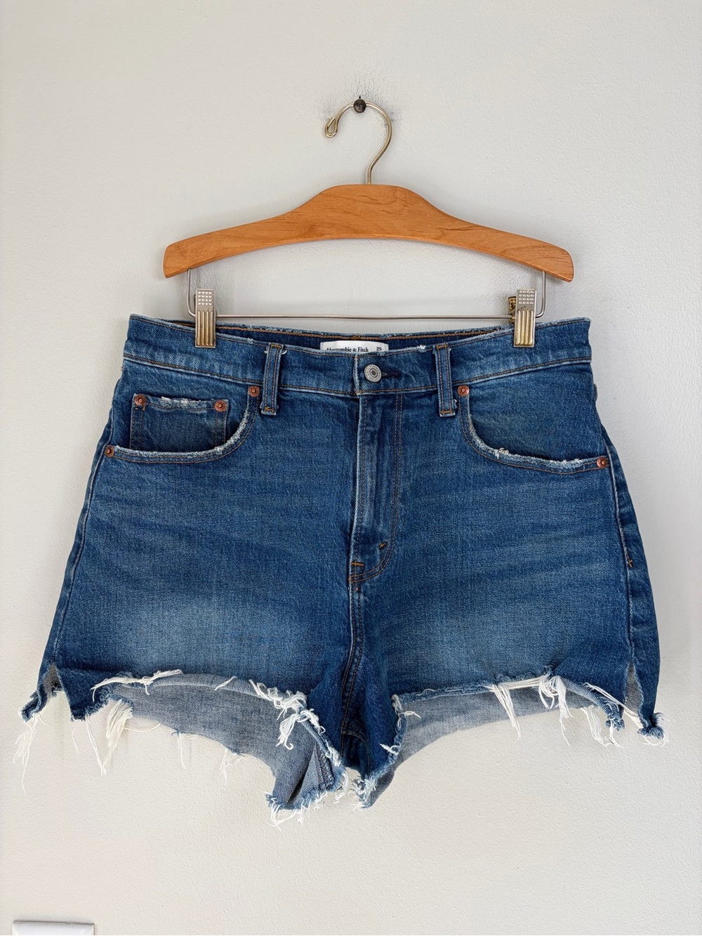 Abercrombie & Fitch Curve Love The Cut Off Jean Shorts Size 8/29 Casual Denim